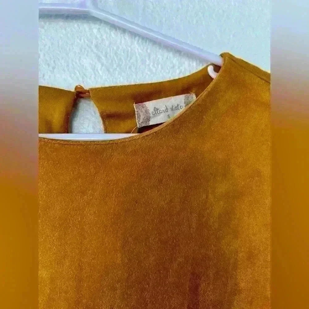 ALTAR’D STATE tan Faux Suede Top L - Picture 2 of 6